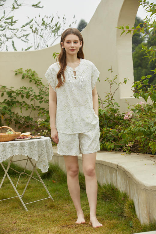 【单件6折/2件5折】【秀黛】女国风盘扣印花短袖套装女士夏季短袖睡衣家居服ML554013T【门店同款】 商品图1