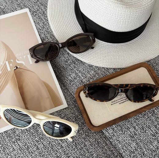 出片神器！复古猫眼框型【GM同款不规则形太阳镜】男女同款～✅TR超轻镜架很舒服不压鼻梁！偏光树脂镜片有效防紫外线🌞修饰脸型巨显瘦，明星同款 商品图2