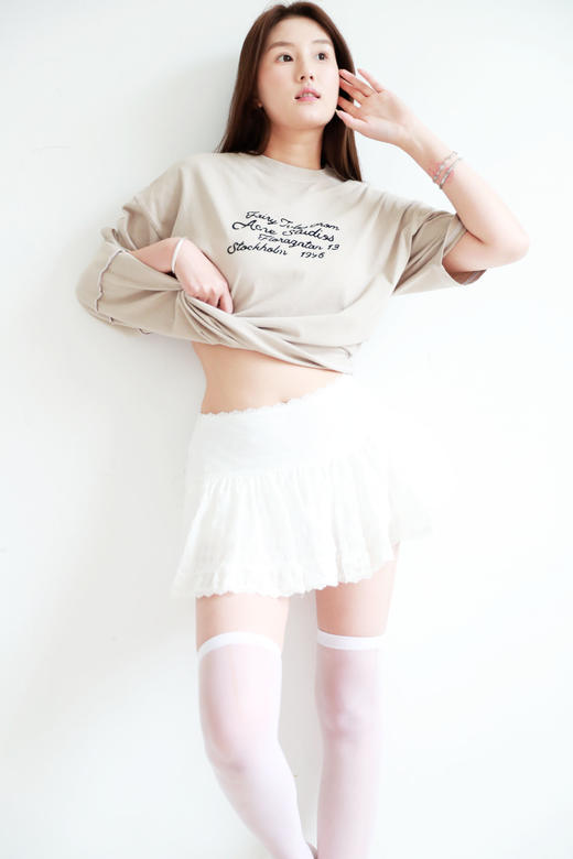 又顶又好看，字母复古tee。首尔氛围感街拍高颜出片大t恤E040860 商品图0