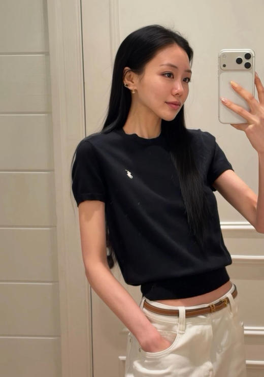 G1738经典刺绣圆领套头衫T恤 经典绣花小马标针织短袖 精梳长绒棉面料 罗纹袖口领口下摆 前胸立体绣花logo 精梳工艺 超长纤维不起球 氛围感拉满 商品图11