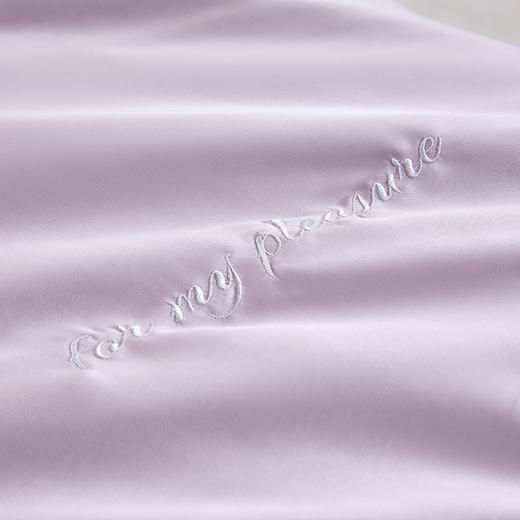 多喜爱 悦己花开蚕丝夏被系列【柞蚕丝填充】【60S天丝棉面料】【精美绣花】【A类标准】【可水洗】【手提包包装】 轻盈透气 柔润丝滑 亲肤凉爽  吸湿透气 紫鸢/蓝星/金葵 商品图13