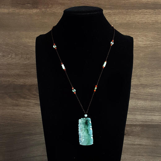 【天然正品】A货翡翠天然细腻冰种飘蓝花竹节瑞兽造型（节节有福）翡翠吊坠项链54.2*27.9*6.8MM（皆取最大值）220326TJ15 商品图9