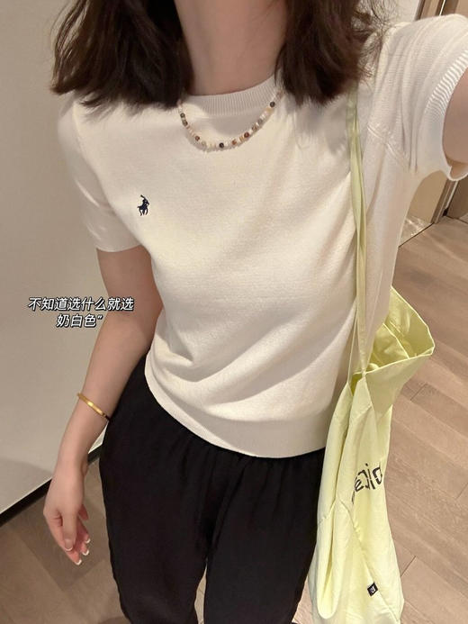G1738经典刺绣圆领套头衫T恤 经典绣花小马标针织短袖 精梳长绒棉面料 罗纹袖口领口下摆 前胸立体绣花logo 精梳工艺 超长纤维不起球 氛围感拉满 商品图7