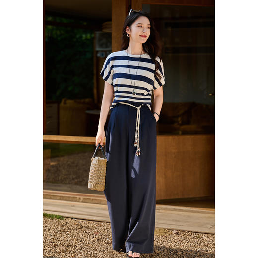 条纹针织衫 会呼吸的天丝棉混纺 时髦腔调 米思阳2026夏季新款设计感落肩捏褶收腰针织T恤撞色条纹百搭上衣2074-2111 商品图6