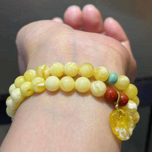【青山特惠】7.7mm原矿俄料白花蜡蜜蜡2圈手链，搭配原矿绿松，南红，蜜蜡小如意，12.23g m
53 商品图7