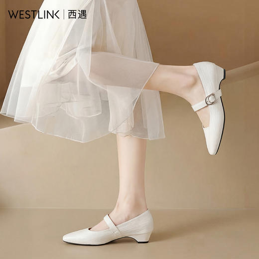 西遇一字带粗跟浅口单鞋2026春季新款法式复古通勤方头玛丽珍鞋女V0566334 商品图3