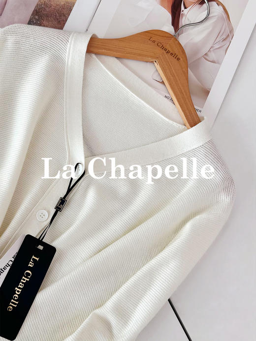 专柜实拍【绵羊毛~舒适柔软】拉夏贝尔/La Chapelle温柔松弛感！气质V领单排扣极简开衫百搭针织上衣 商品图5