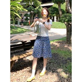 <曾小咸推荐>4.10现货秒杀 ！微信超特价！韩系碎花半身裙 日常199.99 立减120 秒杀79.99！！