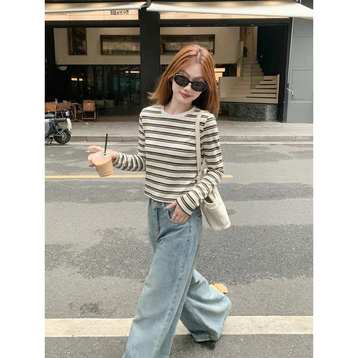 <曾小咸推荐>4.11现货秒杀 ！微信超特价！韩系彩色条纹t恤 日常119.99 立减60 秒杀59.99！！ 商品图1