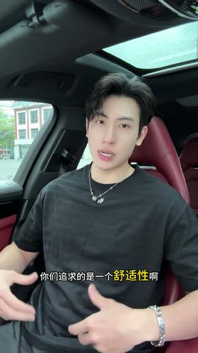 26605SDSA男装2026新款轻奢极简风横纹金属字母设计圆领短袖T恤百搭