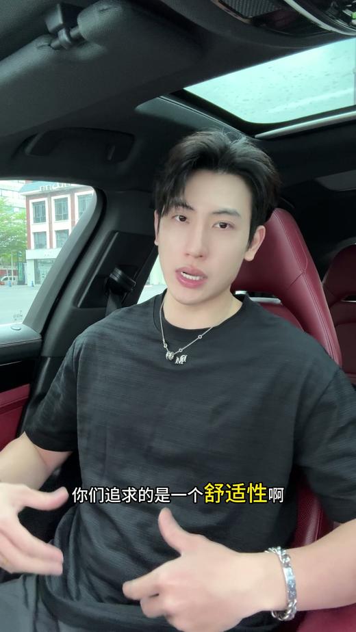 26605SDSA男装2026新款轻奢极简风横纹金属字母设计圆领短袖T恤百搭 商品图0