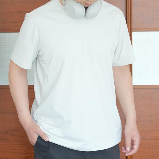 【lulu同款】2026新款小皱激光冲孔多功能裁片男女款四面弹透气运动T恤 商品图0