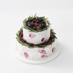 【蓝莓派对】酸甜可口的蓝莓蛋糕，鲜蓝莓×蓝莓果酱×绵密奶油，从果实的清脆到奶油的柔滑，每一口都能遇见蓝莓的馥郁（厦门幸福西饼）