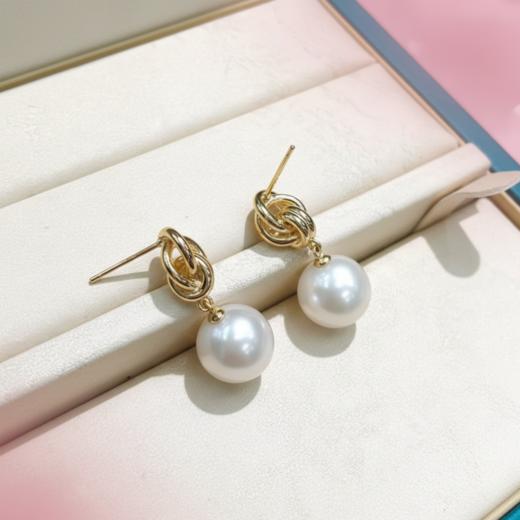 澳白光 11-12mm淡水珍珠镀金耳钉 几乎无瑕 贵气轻奢 [发：51] 商品图5