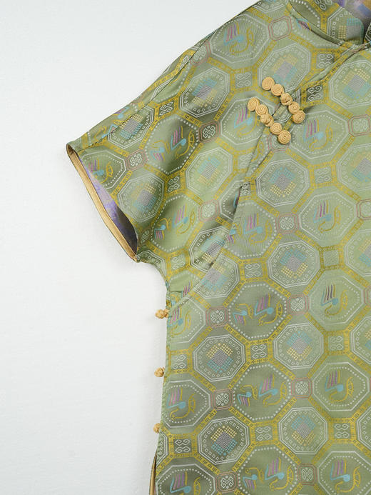 B252331-T    T恤 商品图5