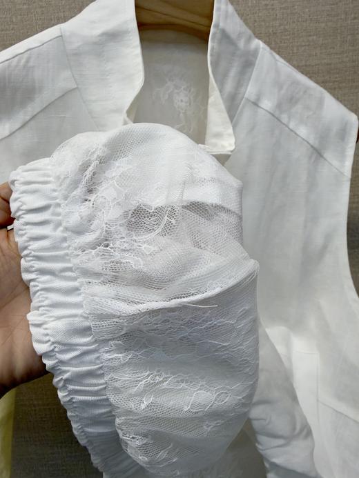 蕾丝拼接马甲 商品图1