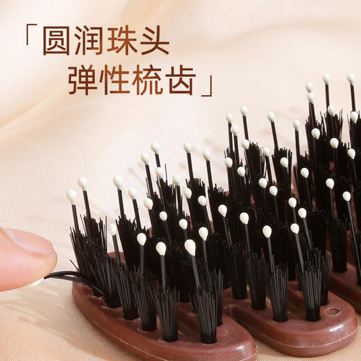 【秒杀❗️9.9一把🔥猪鬓毛造型梳】一梳到底，软猪鬃毛抚平毛躁不打结，圆润珠头按摩头皮更舒适，打造高颅顶、蓬松发型超轻松，享受头皮 SPA 级体验头部顺发排骨梳网红梳子女士专用QQ 商品图1