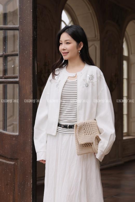 【门店同款】ENJOY夏季轻盈U领长袖T恤 170498260 商品图8