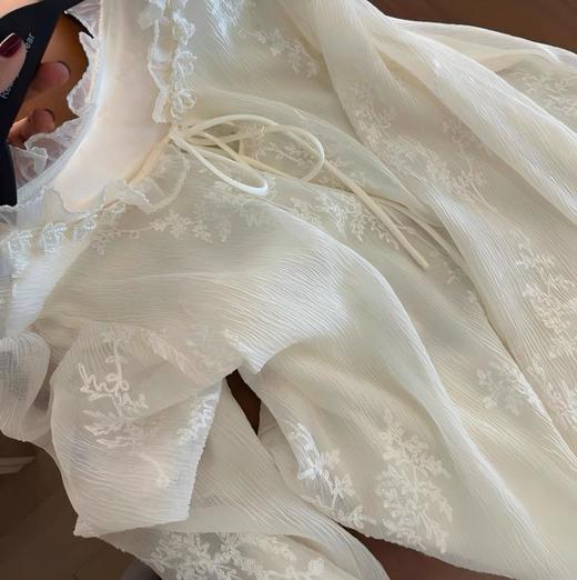 SUSX品牌2026新款浮花柔衫 重工微皱线绣肌理感小衫C127065（下单3-7天发货） 商品图2