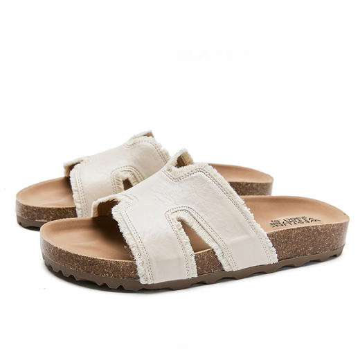 西遇厚底一字拖女2026夏季新款时尚百搭休闲流苏沙滩勃肯凉拖鞋女V0066411 商品图4