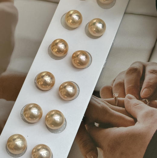 金粉色系列 无敌显白 ji光 正圆 颜色超美天然色 侧背面可能细微瑕或无暇 不影响佩戴 商品图5