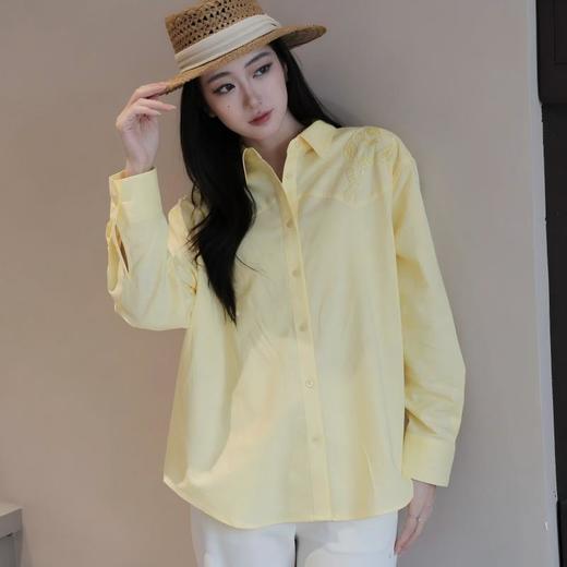 SUSX品牌2026新款亚麻棉重工绣花衬衫C21925408（下单3-7天发货） 商品图3