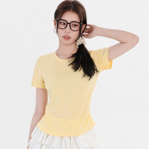 收腰显瘦~【板嫣莱赛尔褶皱正肩T恤】93%莱赛尔+7%氨纶的黄金比例 轻盈透气 吸汗不闷热 高弹力 面料柔滑细腻 上身凉丝丝的 收腰版型藏住小肚腩 修饰腰臀线 商品图3