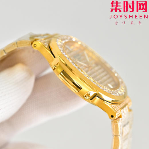 PDF百达翡丽 鹦鹉螺满天星5719系列 满钻鹦鹉螺 男士腕表 Nautilus 5719系列奢华满钻腕表 商品图4