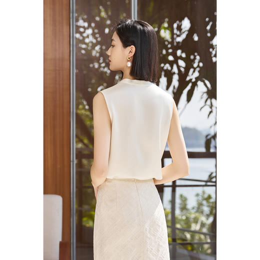通勤内搭王 舒适醋酸背心 米思阳2026夏季新款百搭V领无袖内搭上衣女5594 商品图6