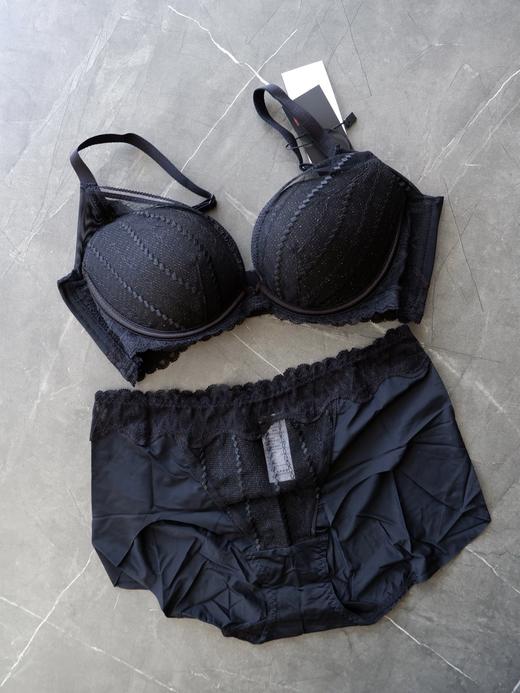 二店y 【清】 官网一套 1198元，爱M 聚拢套装， 94%桑蚕丝 商品图8