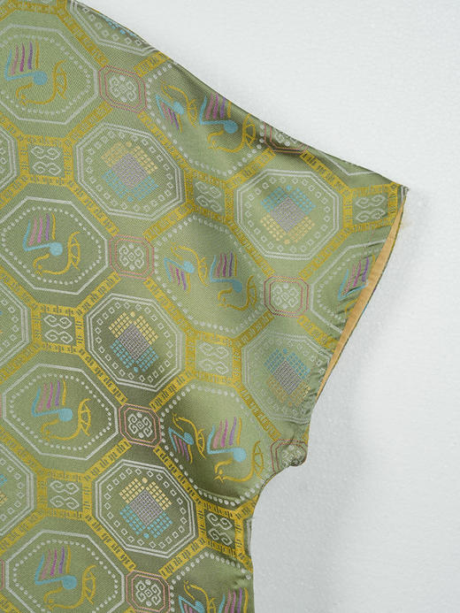 B252331-T    T恤 商品图4