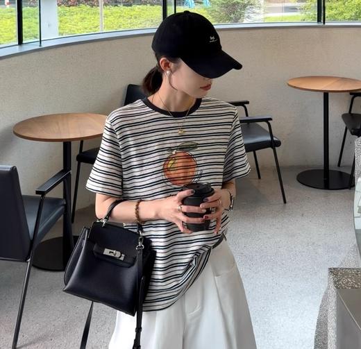 老米优品🎈3-5天。巨藏肉减龄款！🍊《橘子条纹短袖T恤》 慵懒感拉满的百搭单品~T260408A 商品图0