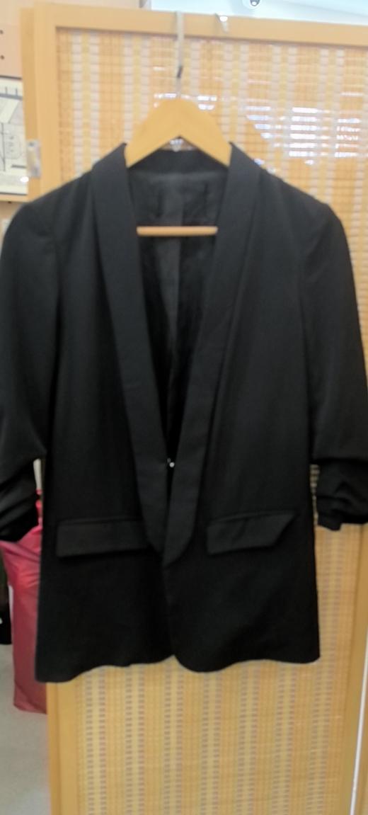 剪标西装 69.00元 商品图0