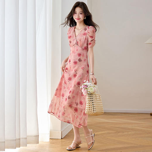 「自」全新升级【铂金会员247/天猫329/差价82】(11322)洛诗琳法式V领优雅收腰连衣裙2026夏季新款显瘦印花长裙 商品图0