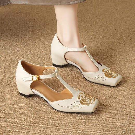 【预售5天】优雅风包头内增高凉鞋女真皮春夏季方头花朵刺绣法式罗马鞋YCJX&H-8972 商品图0