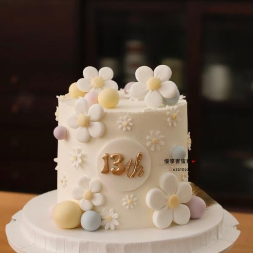 小花花蛋糕（普通高度约11厘米左右） 商品图0