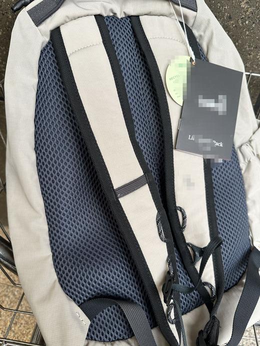 品牌定制！品质款！轻量体闲双肩包  26Y04032- 商品图9