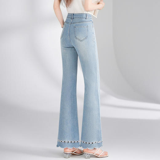 「自」全新升级【铂金会员183/天猫249/差价66】(04550)洛诗琳气质烫钻微喇牛仔裤女2026新款高腰显瘦花边喇叭裤 商品图3