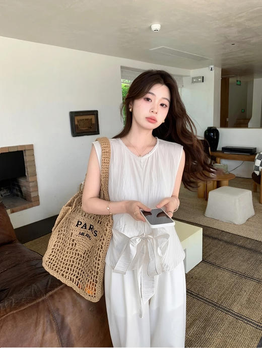 专柜实拍【小众设计！】拉夏贝尔/La Chapelle蕾丝圆领拼接花边下摆褶皱系带无袖小衫简约净版薄上衣 商品图7