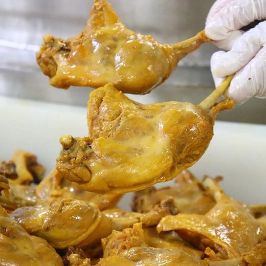 【➕𝟖.𝟖元即可换购】【限时3天】鄉遇何掌柜碳烤盐焗大鸭腿，不添加防腐剂，有机木炭烘烤，越吃越香 商品图1