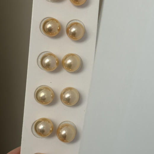 金粉色系列 无敌显白 ji光 正圆 颜色超美天然色 侧背面可能细微瑕或无暇 不影响佩戴 商品图1