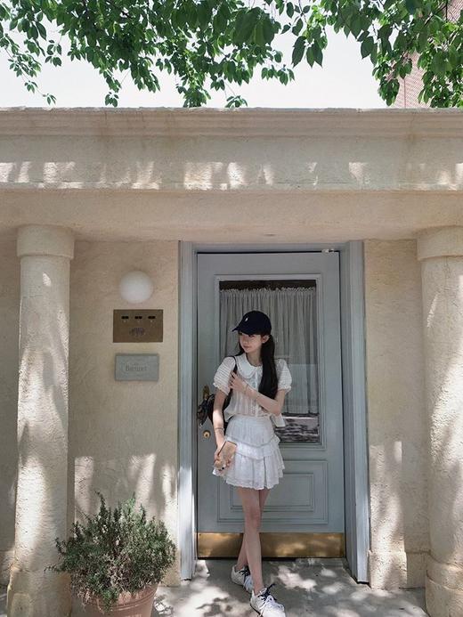 金蘑菇菇  小白花半裙 白色蕾丝高腰A字短裙女温柔风显瘦小个子半身裙 商品图1