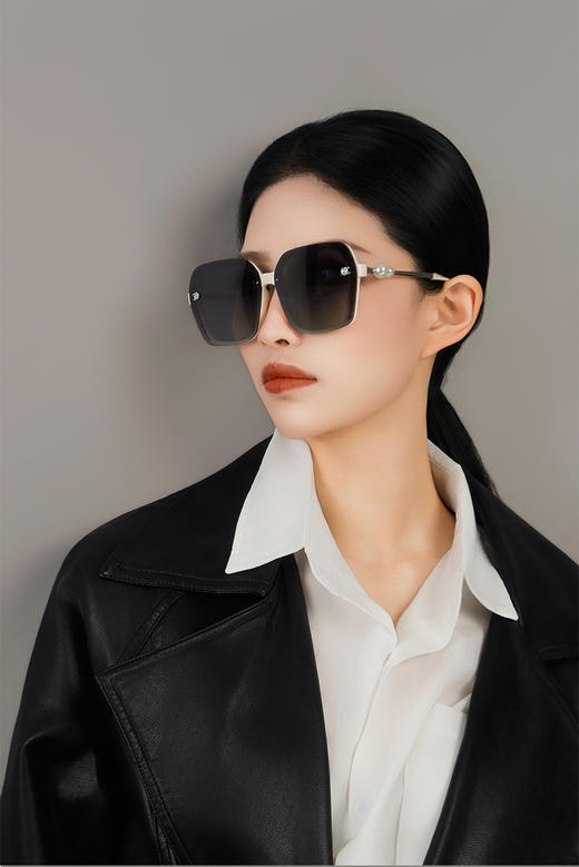 🔥私域首发❗正品保障❗限时特惠速抢❗【保罗墨镜系列】显脸小、遮颧骨，出行百搭素颜神器❗️ 某宝价💰2800+ 今天开团价💰69.9到手两个！  商品图1