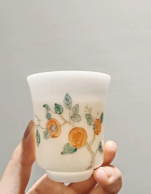 上新了故宫「绘韵雅集」手绘玉瓷茶杯 | 以稀世冰种玉瓷为胎，取故宫千年藏品为灵感，再由匠人一笔一划手绘而成 商品图7