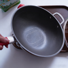 鑫义祥章丘铁锅/钛炒锅  |   C*TV推荐+《舌尖》背书,底厚边薄，储热稳、导热快、颠勺轻便，在家也能炒出饭店里的锅气！ 商品缩略图9