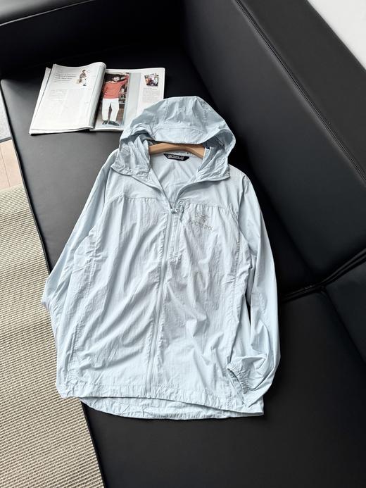 始祖鸟   Squamish 连帽皮肤衣男女同款 商品图10