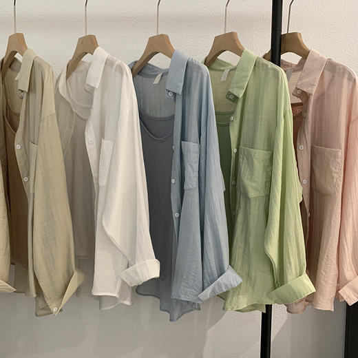 【宽松版型舒适、纯色设计百搭】夏季薄款翻领长袖纯色宽松衬衫吊带上衣TA 商品图2