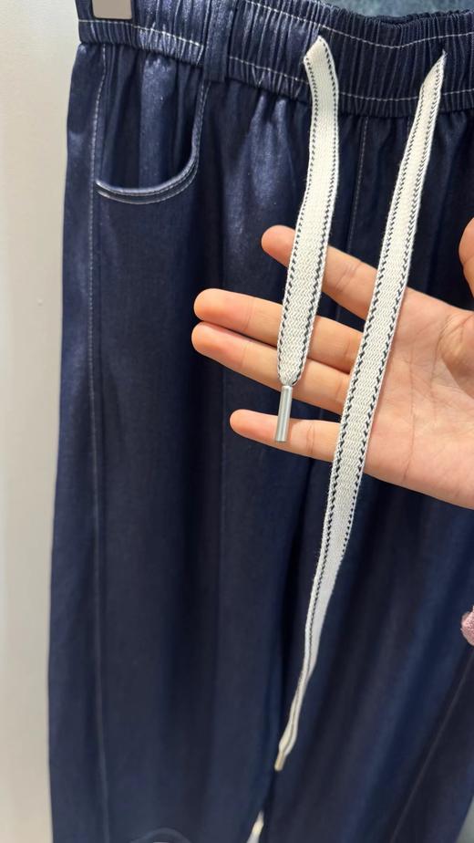 F040902春夏季新款藏青天丝牛仔面料垂坠感拉满柔软透气不闷汗阔腿裤长裤 商品图5