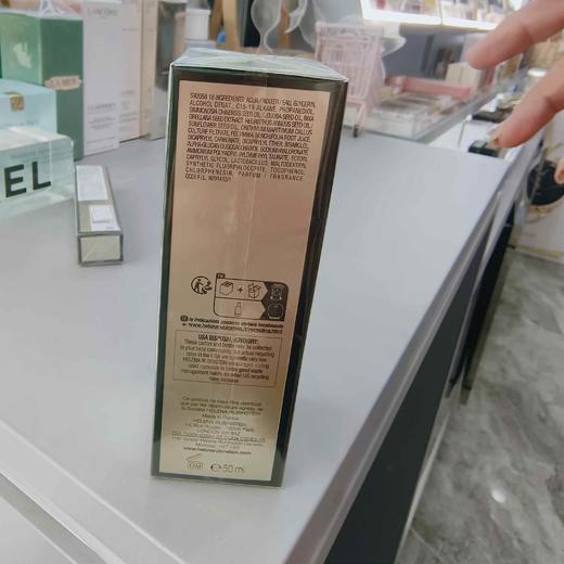 赫莲娜悦活强韧青春精华露50ml 商品图2