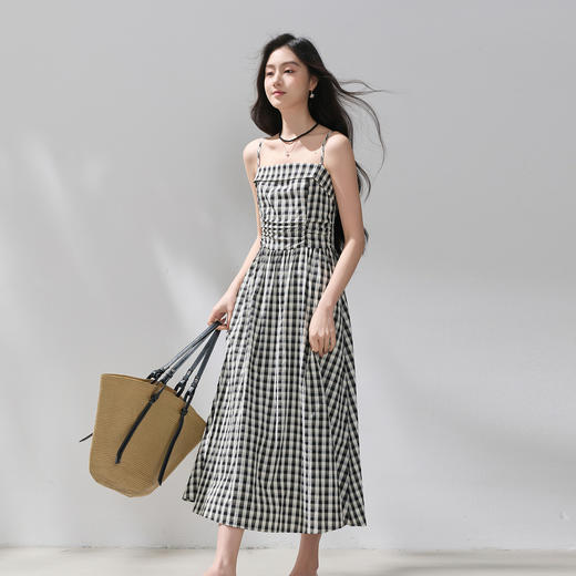 三彩2026夏季新款格纹吊带裙无袖收腰A字裙法式长裙M 商品图1